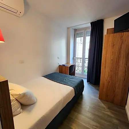 Alize Otel Cannes